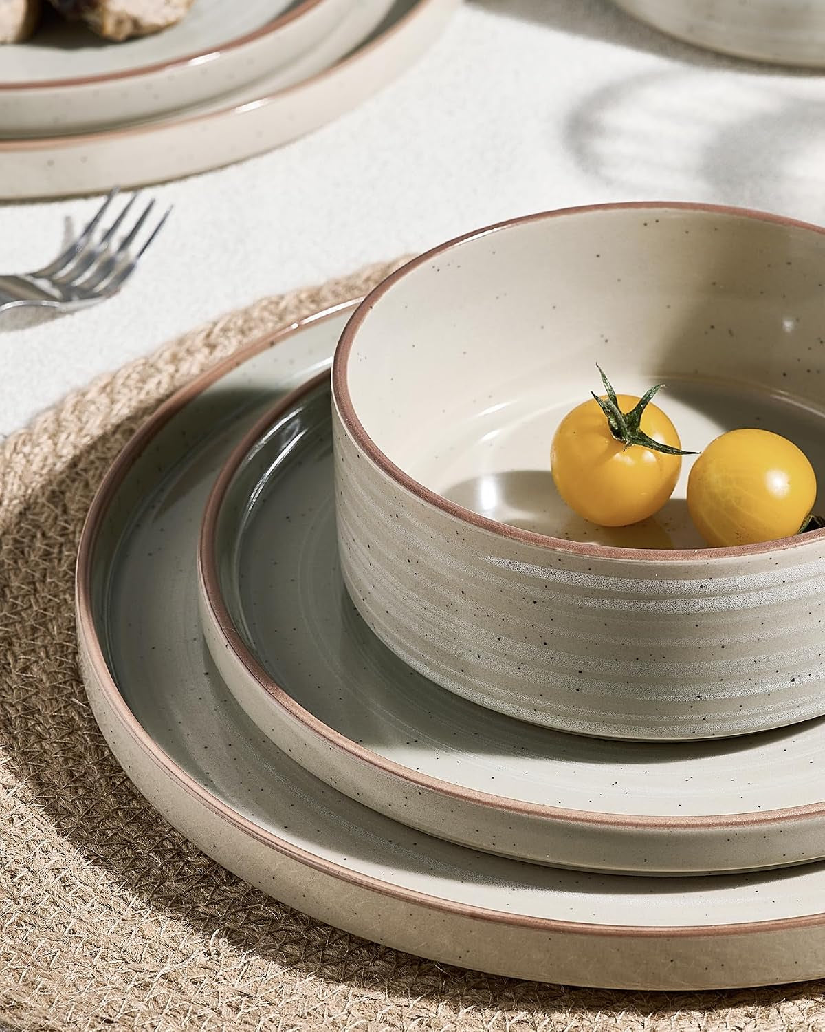 stellar-24-piece-stoneware-dinnerware-set-matcha-green