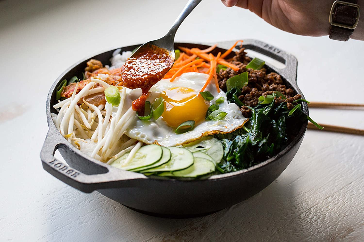 pre-seasoned-cast-iron-stir-fry-mini-wok-pfas-free-9-inches-pfas-free-cast-iron-wok-for-stir-fry-searing-everyday-cooking-oven-stovetop-safe-non-toxic-durable
