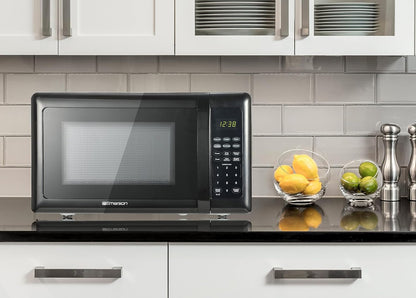MW7302 Series Compact Countertop Microwave Oven, 0.7 Cu. Ft., 700 Watts, 10 Power Levels, 6 Auto Cook Menus, Time & Weight Defrost, Express Cooking, Black7