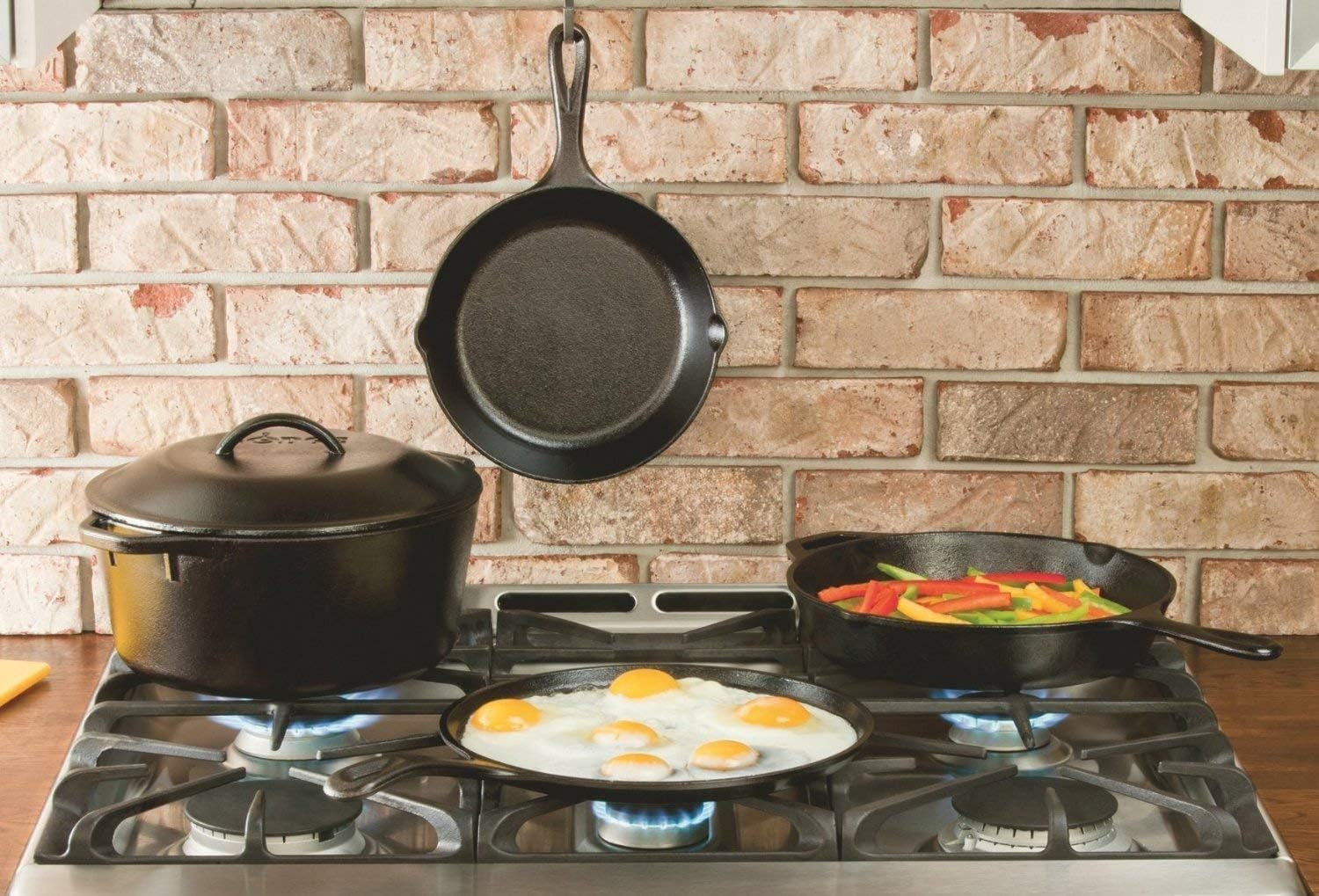 cast-iron-skillet-with-mini-silicone-handle-holder-8-inches-8-inch-cast-iron-skillet-bundled-with-red-mini-silicone-hot-handle-holder-for-heat-protection-non-toxic-made-in-usa