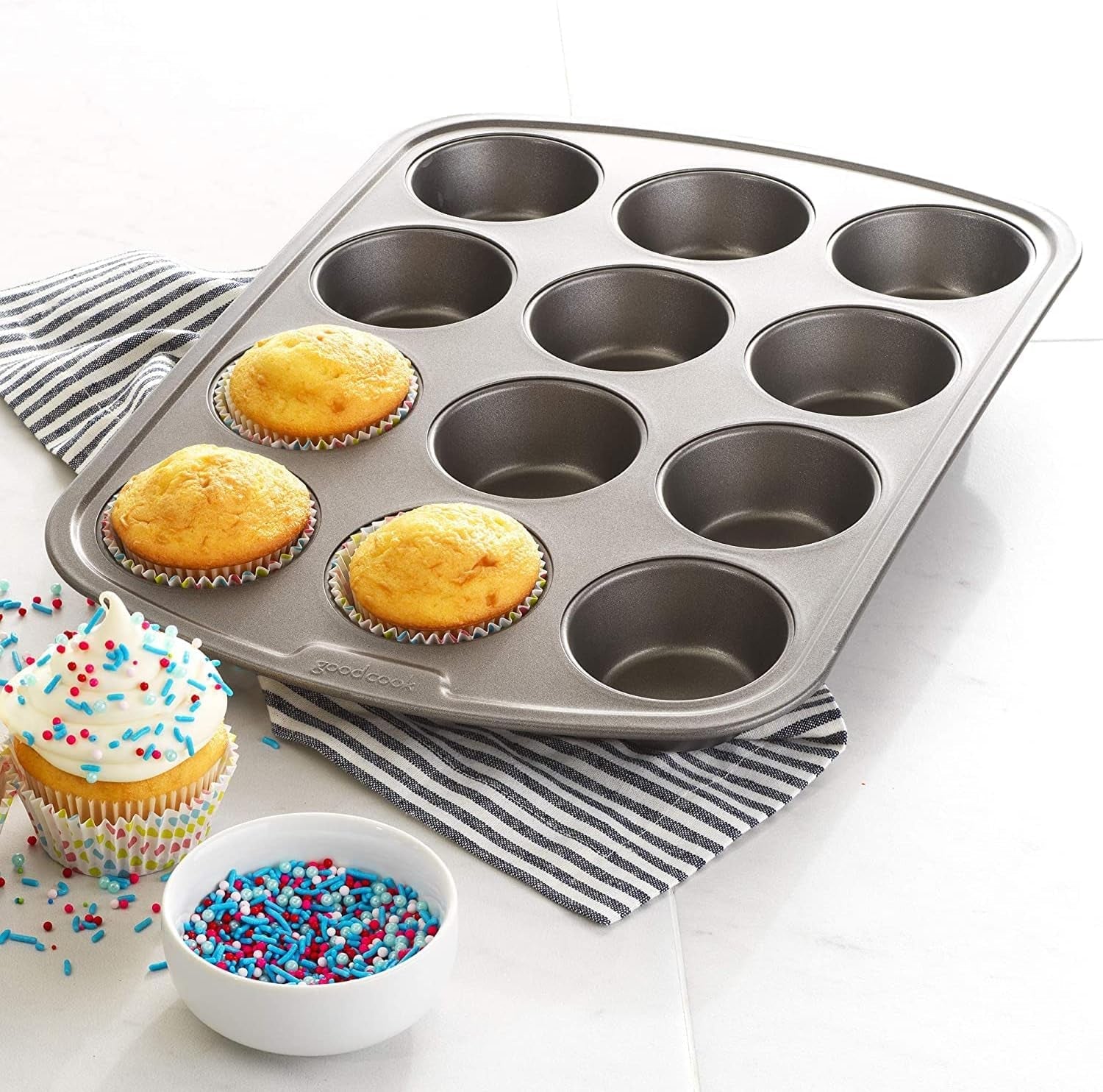 everyday-nonstick-steel-muffin-pan-12-cup-gray
