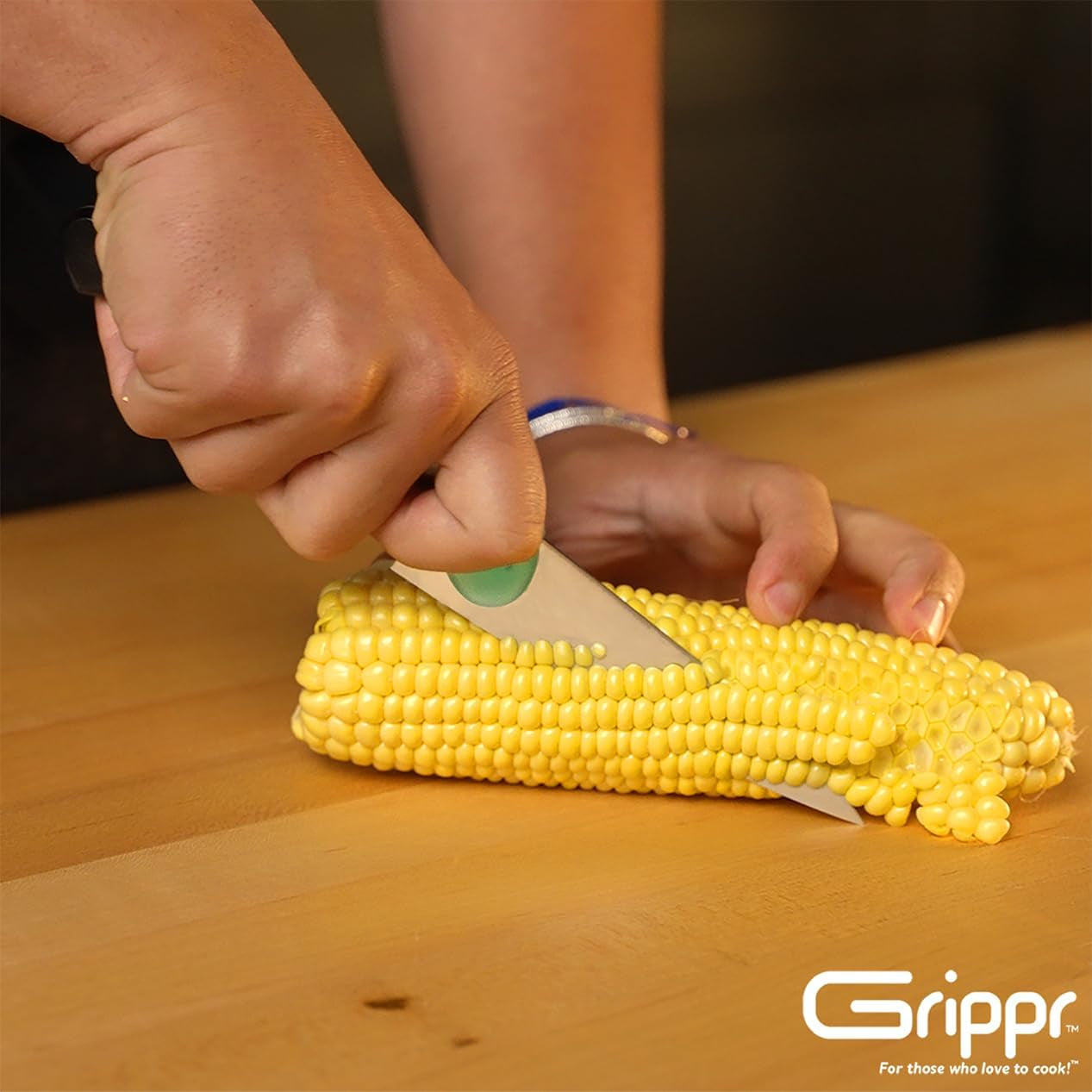 knife-grip-the-indispensable-culinary-kitchen-tool-for-better-comfort-and-control-for-most-chefs-knives-utility-boning-nakiri-santoku-and-paring-knives