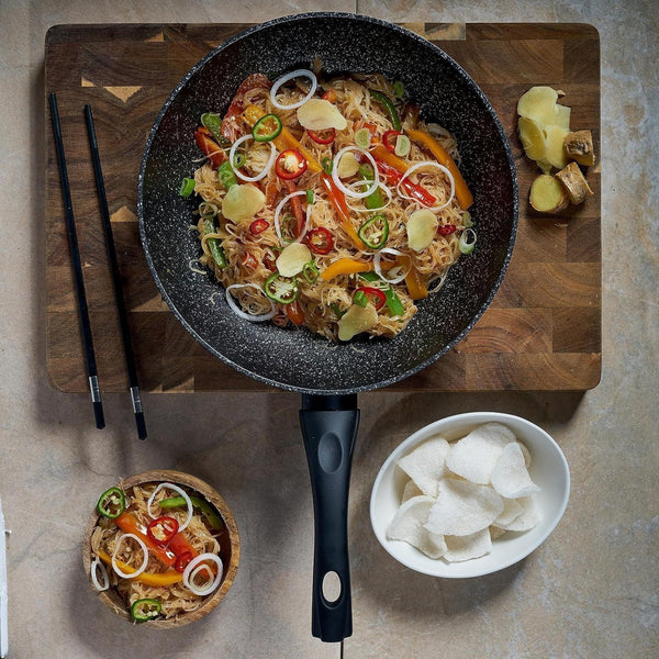 28Cm Non-Stick Wok, Black2