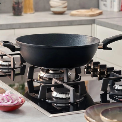 Adamant Non-Stick Wok Pan - 12.6" - Premium German Quality - for All Cooktops - Non-Stick Silicon Carbide Surface - Dishwasher Safe - Made in Germany4
