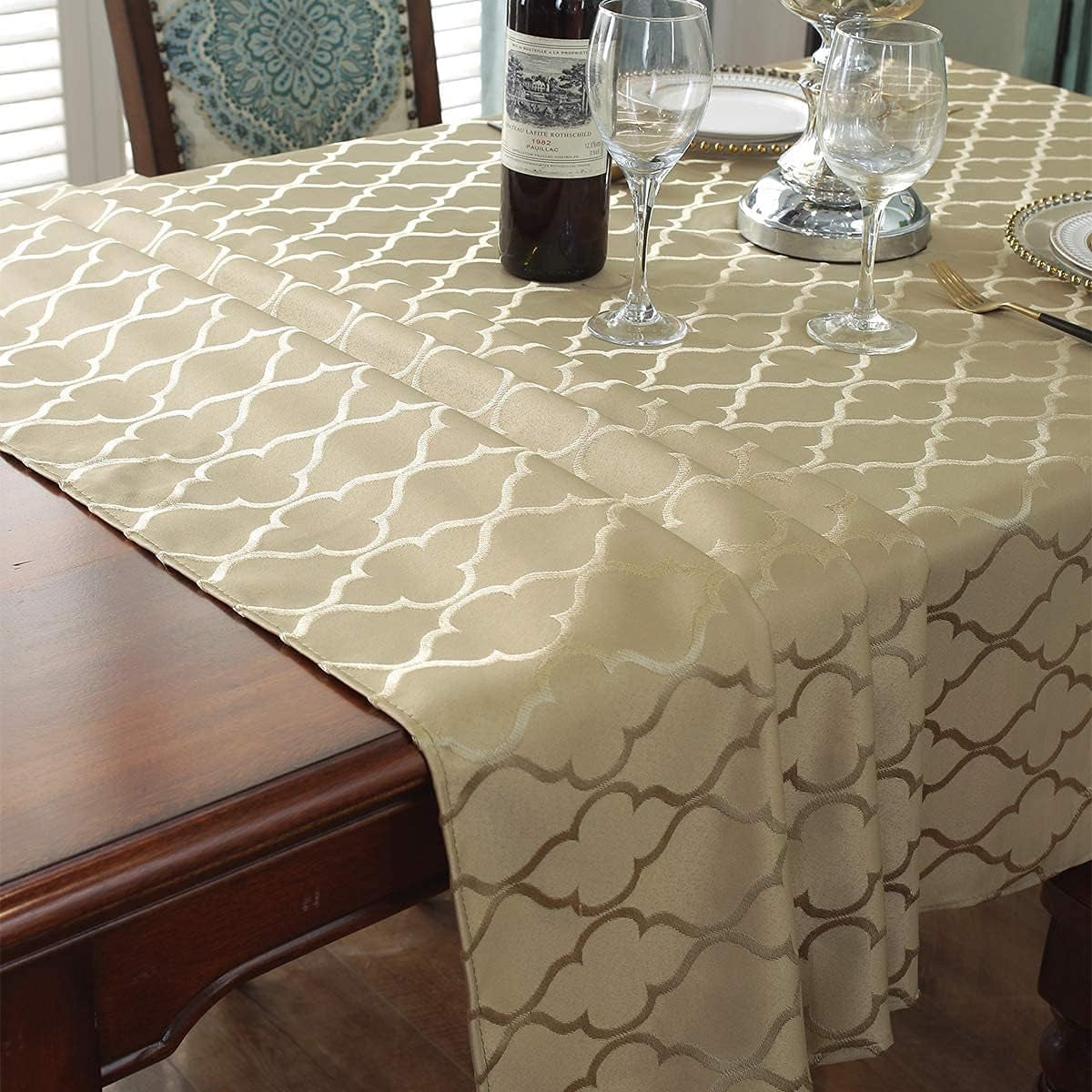 jacquard-tablecloth-rectangle-gold-60-x-84