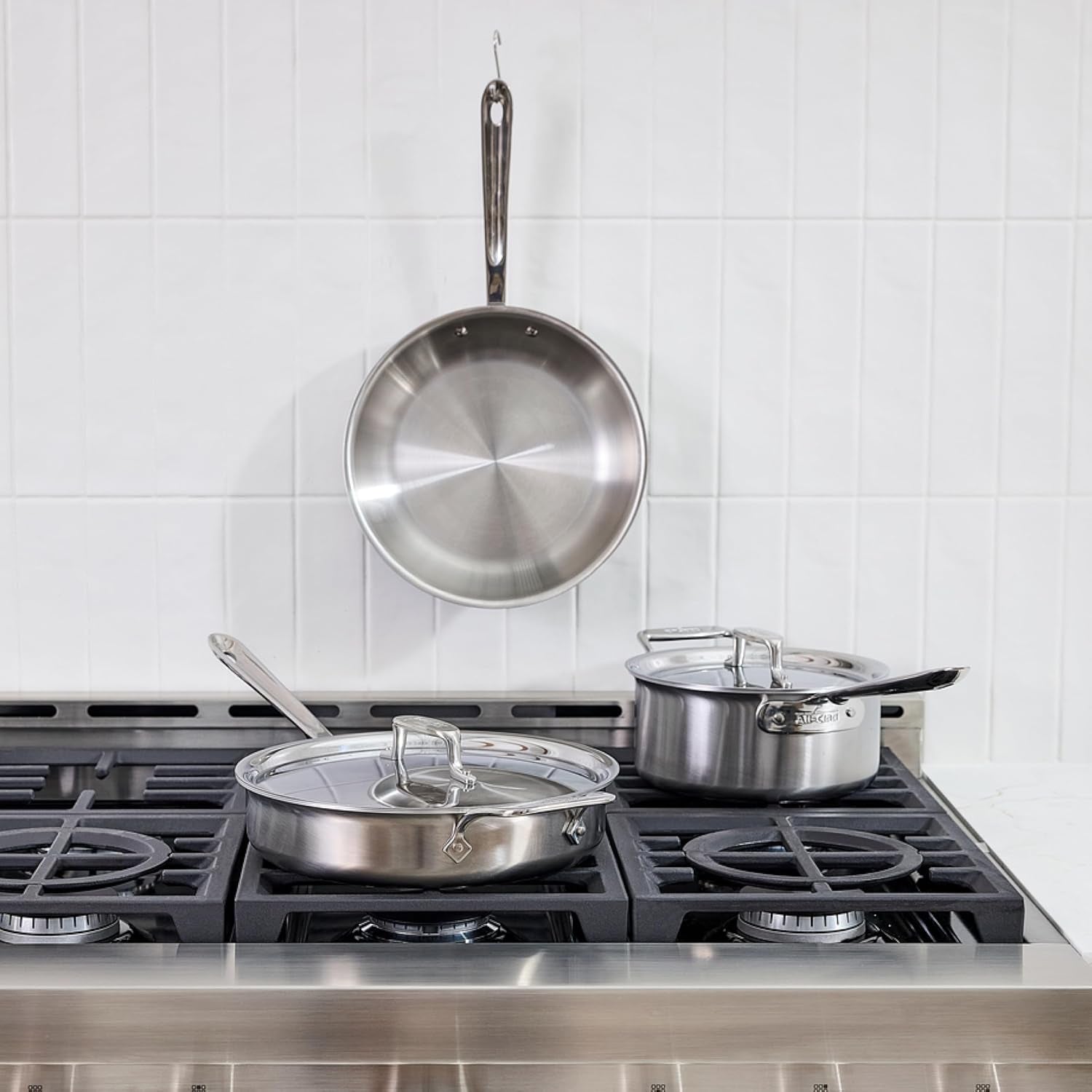 all-clad-d5-5-ply-stainless-steel-cookware-set-5-piece-induction-oven-broiler-safe-600f-pots-and-pans-silver-the-upgrade-for-supremely-even-heat-professional-brushed-stainless-steel-induction-compatible-oven-safe-up-to-600f
