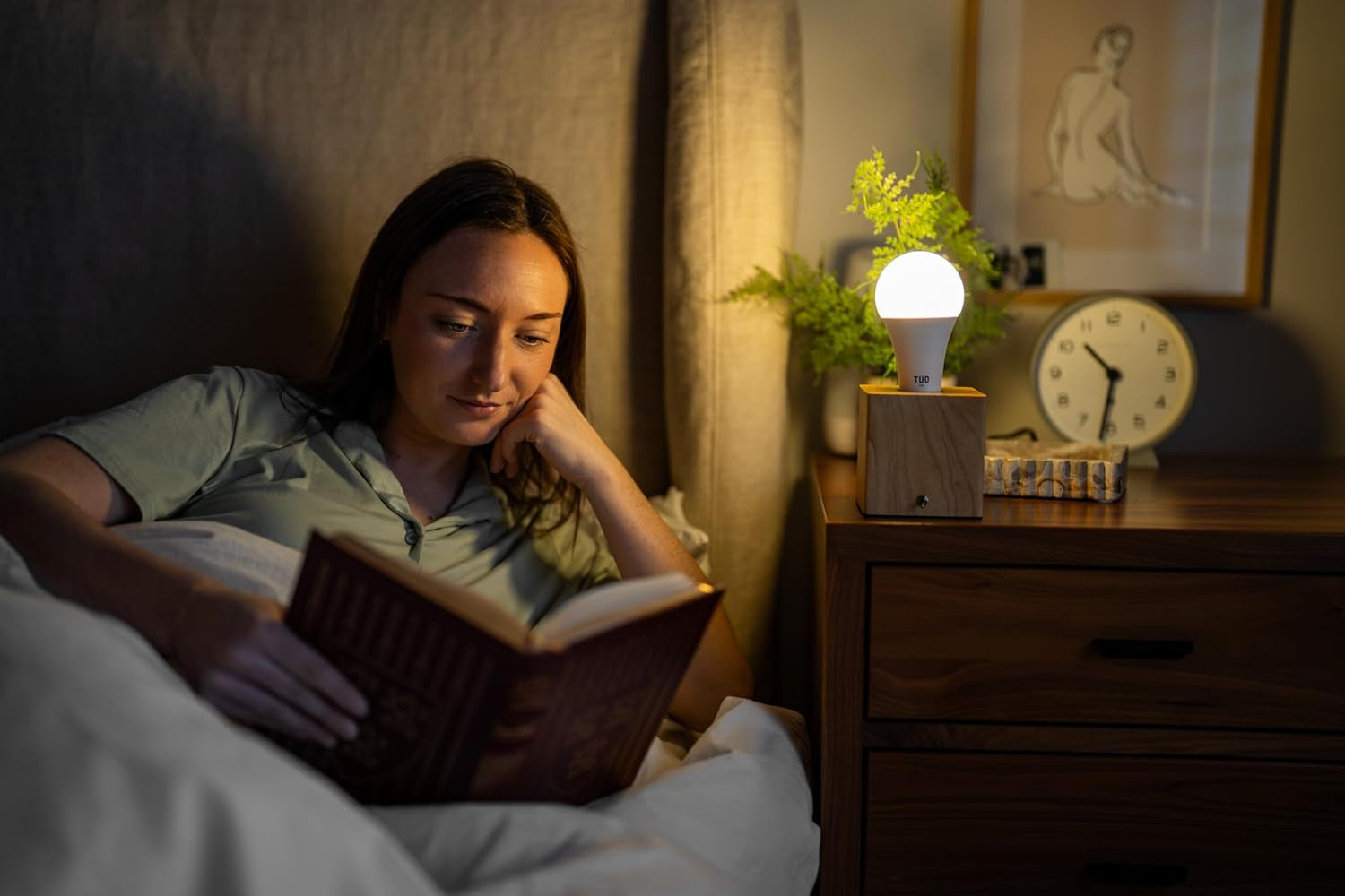 circadian-sunrise-simulation-smart-led-light-bulb-e26-base-wifi-and-app-controlled-generation-2-0