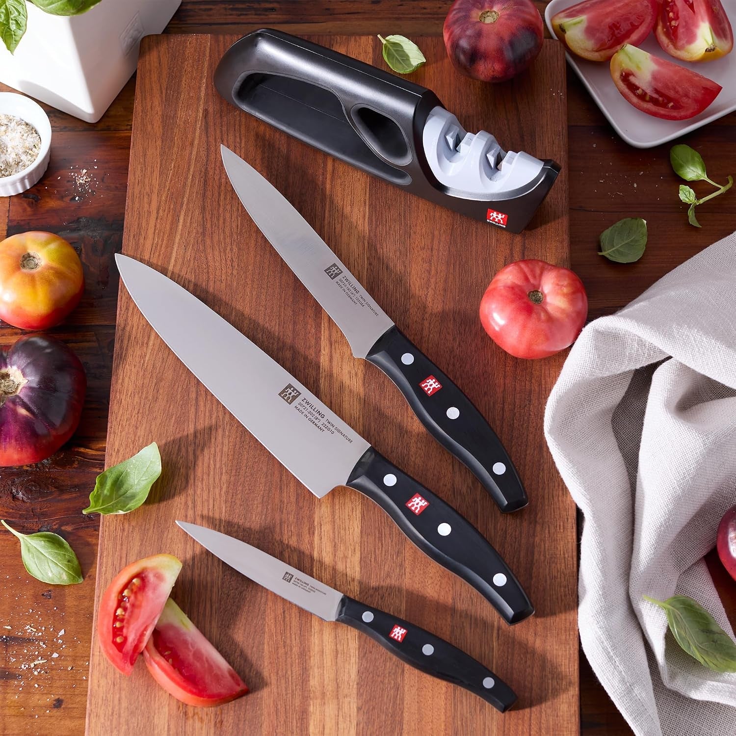 twin-signature-4-piece-razor-sharp-german-knife-set-made-in-company-owned-german-factory-with-special-formula-steel-perfected-for-almost-300-years-dishwasher-safe