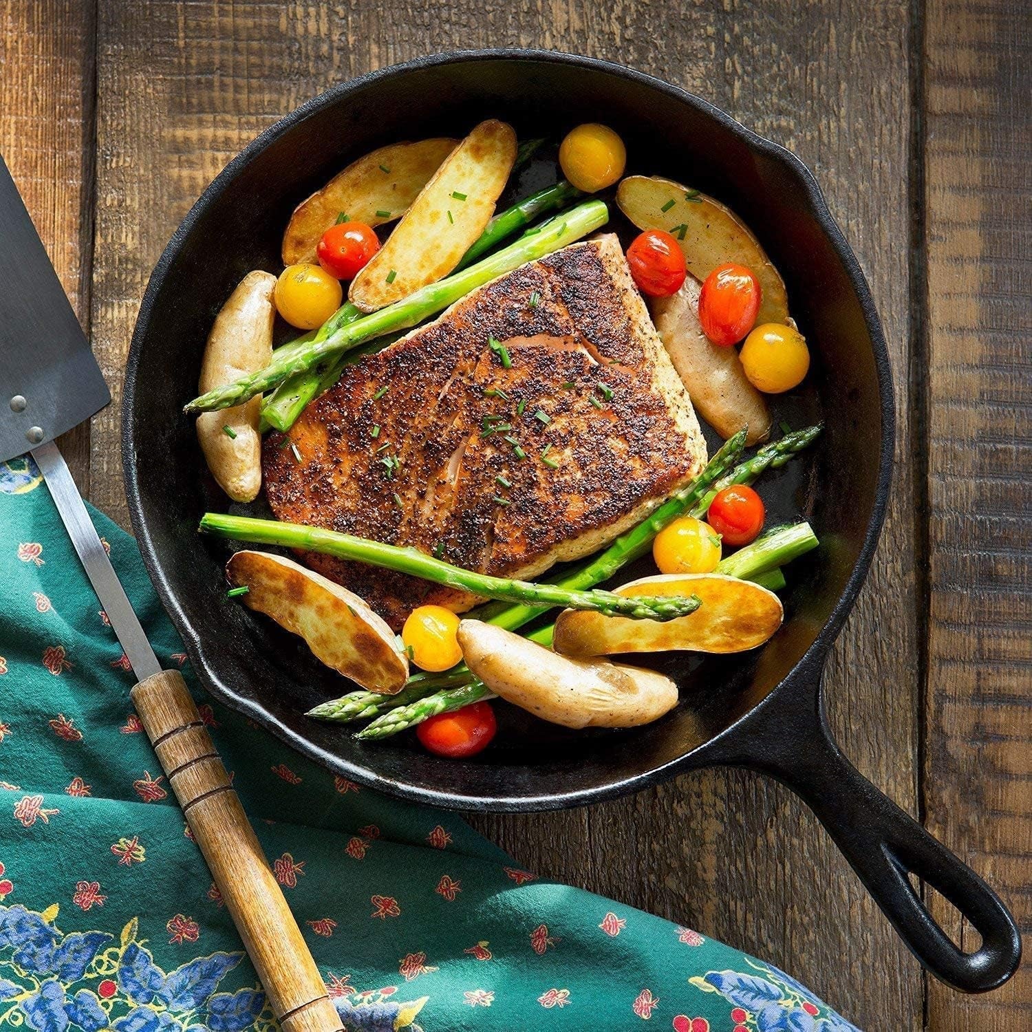 cast-iron-skillet-3-piece-set-w-cookbook-heavy-duty-professional-restaurant-chef-quality-pre-seasoned-pan-cookware-10-8-6-25-pans-for-frying-saute-cooking-pizza-black