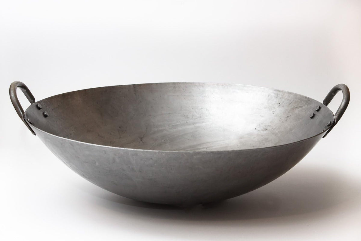 big-16-inch-heavy-canton-style-hand-hammered-carbon-steel-wok-round-bottom-731w87