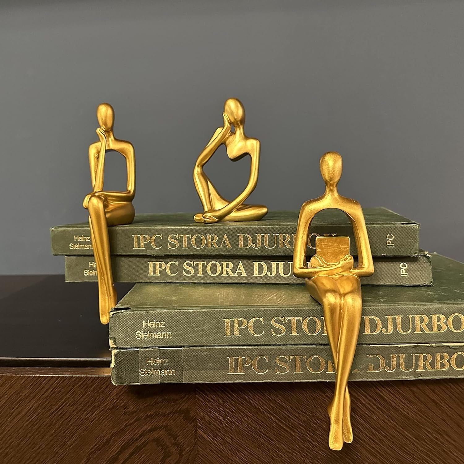 gold-home-decor-thinker-statue-accents-set-of-3-thinker-sculptures-office-decor-modern-abstract-resin-decoration-on-shelf-table-desk-for-living-room-office-bedroom-small-gold-collectable-figurine-for-living-room-floating-shelf-office-desk-decoration-modern-decor-gift-for-reading-lover-parents-friend