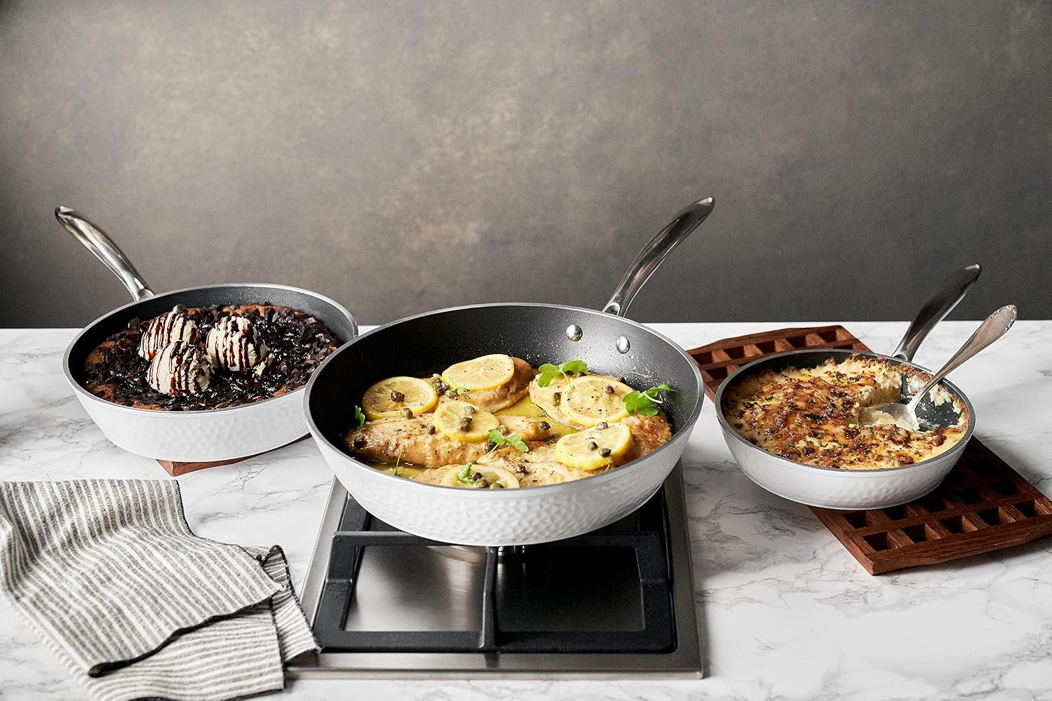 luxurious-non-stick-ceramic-10-piece-white-hammered-cookware-set-with-glass-lids-lightweight-scratch-resistant-dishwasher-safe-oven-safe-up-to-500-f-suitable-for-all-stove-types