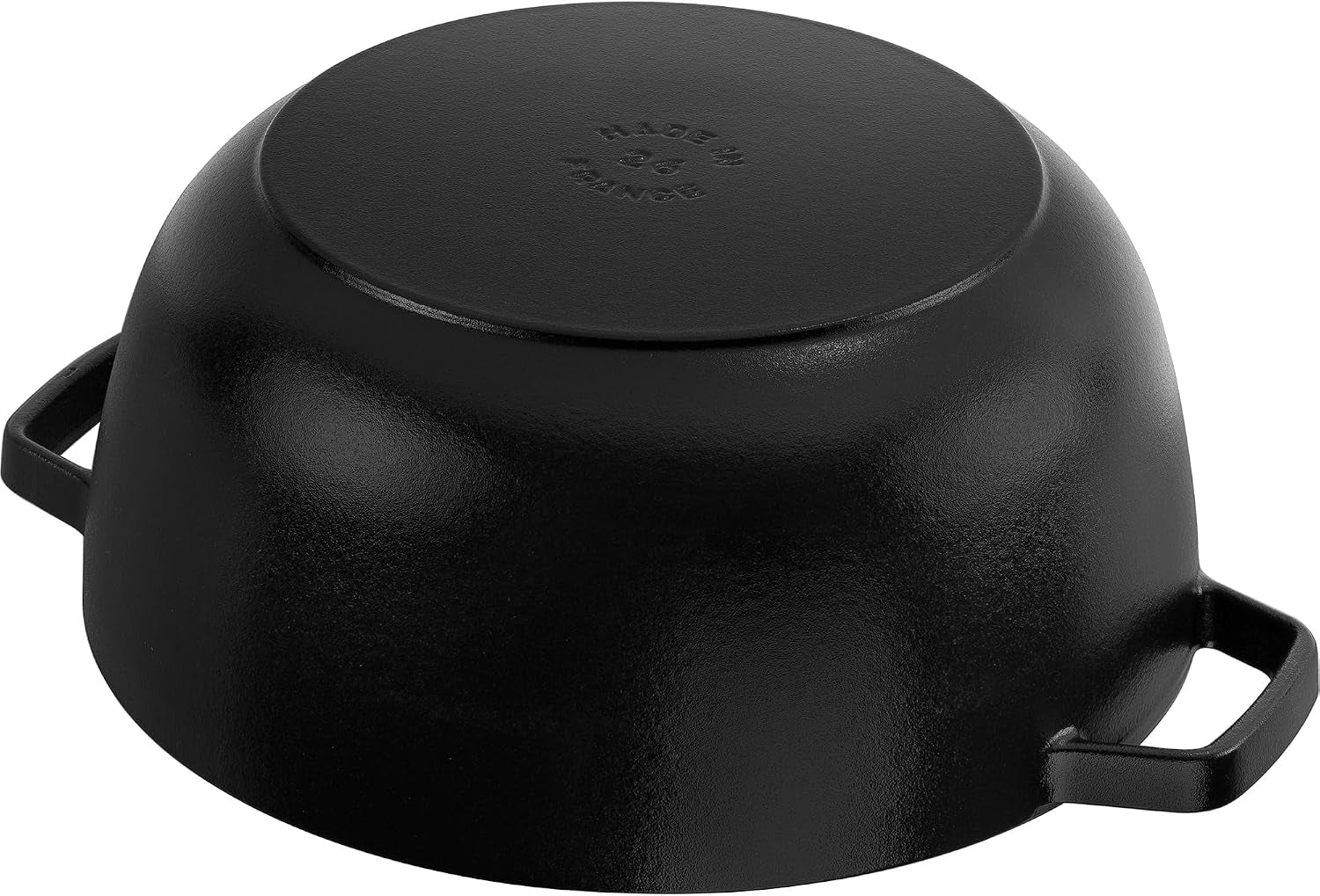 cast-iron-essential-french-oven-dutch-oven-5-quart-serves-5-6-made-in-france-with-horse-lid-matte-black