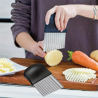 Crinkle Cutter,Upgraded Stainless Steel Crinkle Knife, Safety Kitchen French Fry Chip Cutter3