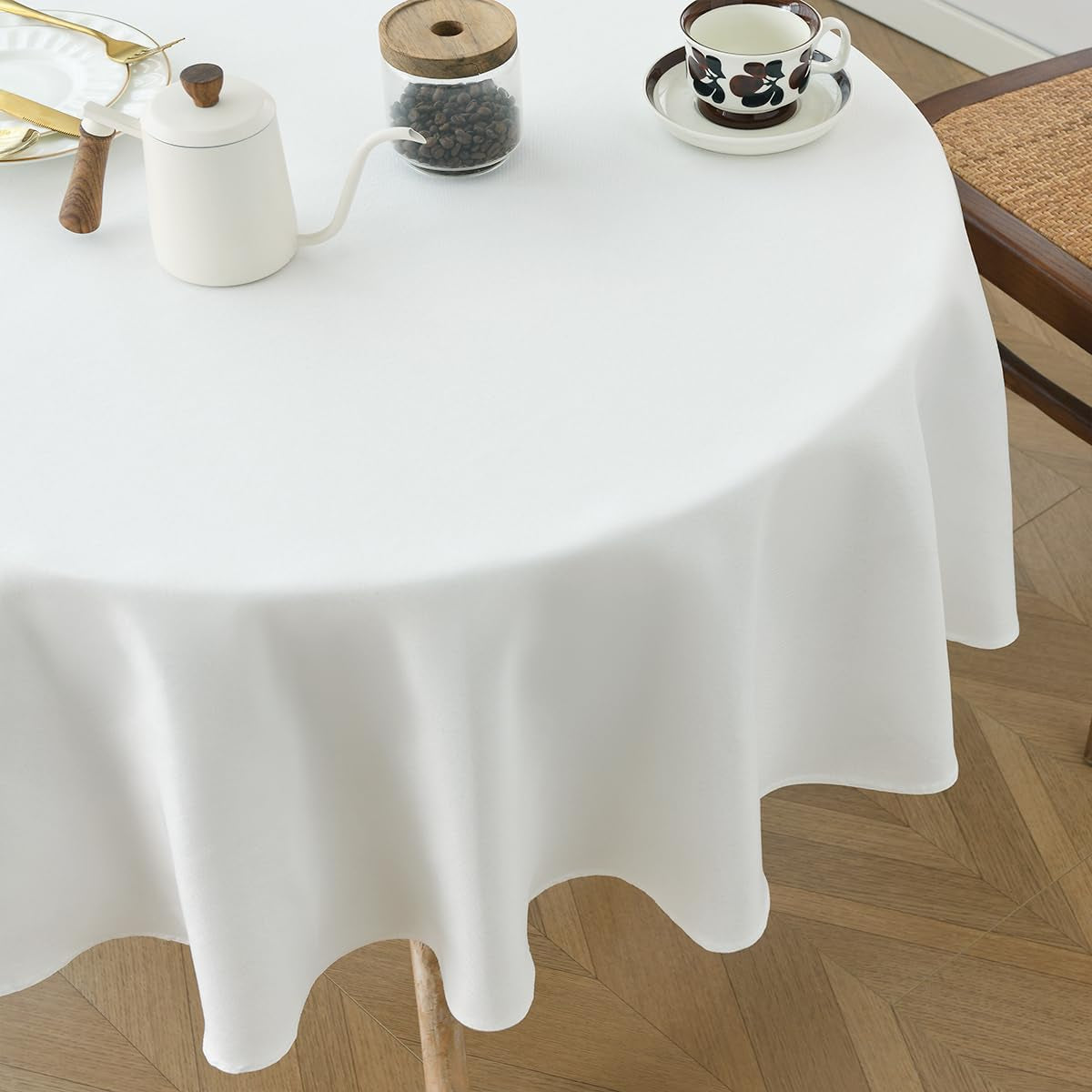 linen-style-round-tablecloth-white-table-cloth-round-48