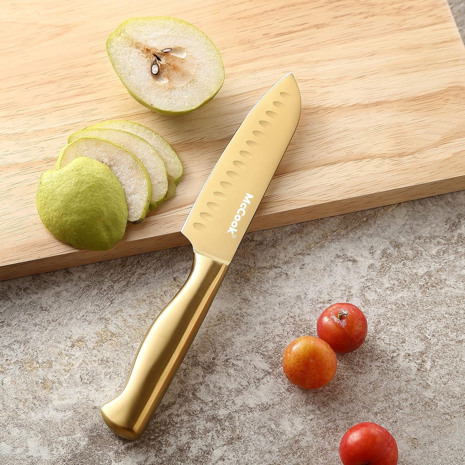 ®-kitchen-knife-sets-golden-titanium-stainless-steel-knives-block-set-with-built-in-sharpener-20-piece-knives-restaurant-grade-sharp-elegant-gold-stylish-wooden-block-for-modern-culinary-german-forged-stainless-steel-20-pc-razor-sharp-anti-rust-ergonomic-handles-full-tang-elegant-gold-gift-box