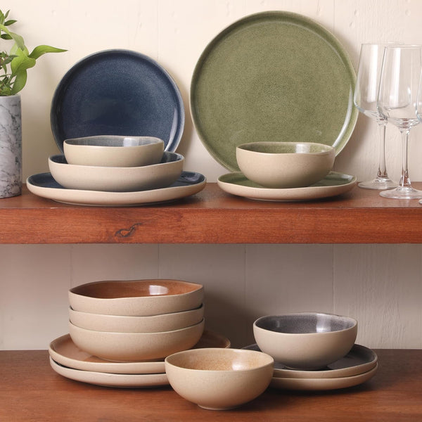 Manila Bay 16-Piece Stoneware Dinnerware Set, Service for 4, Reactive Glaze Modern Artisan Plates, Bowls & Mugs, Assorted Colors, round Design2