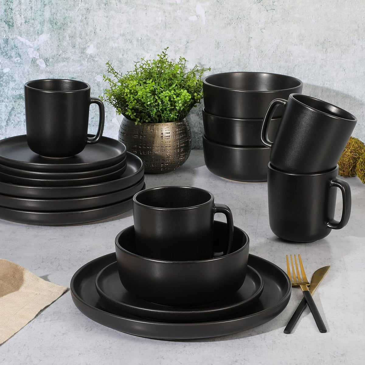 zuma-stoneware-plates-bowls-mugs-dinnerware-set-matte-black-service-for-four-16pcs