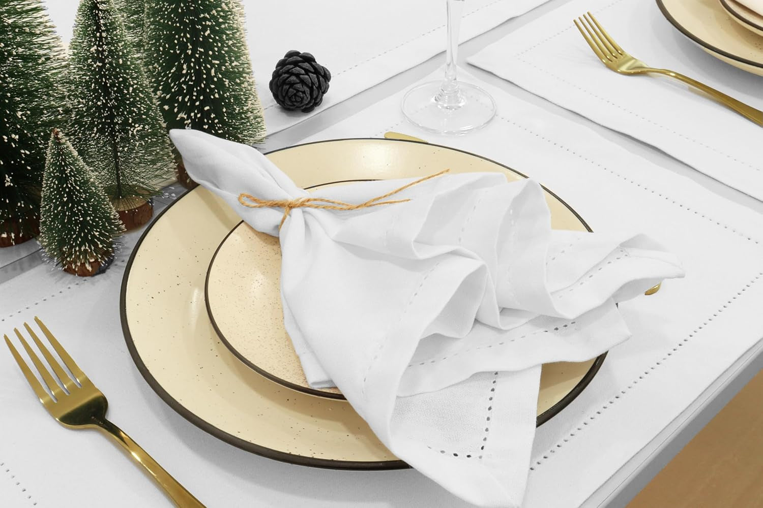 hemstitch-cloth-napkins-18x18-in-set-of-12-white