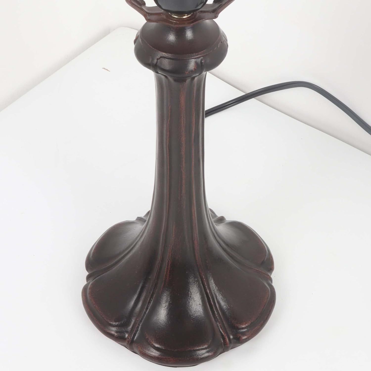 b10021-antique-brown-alloy-table-lamp-base-with-e26-socket-6-5-hx19-h