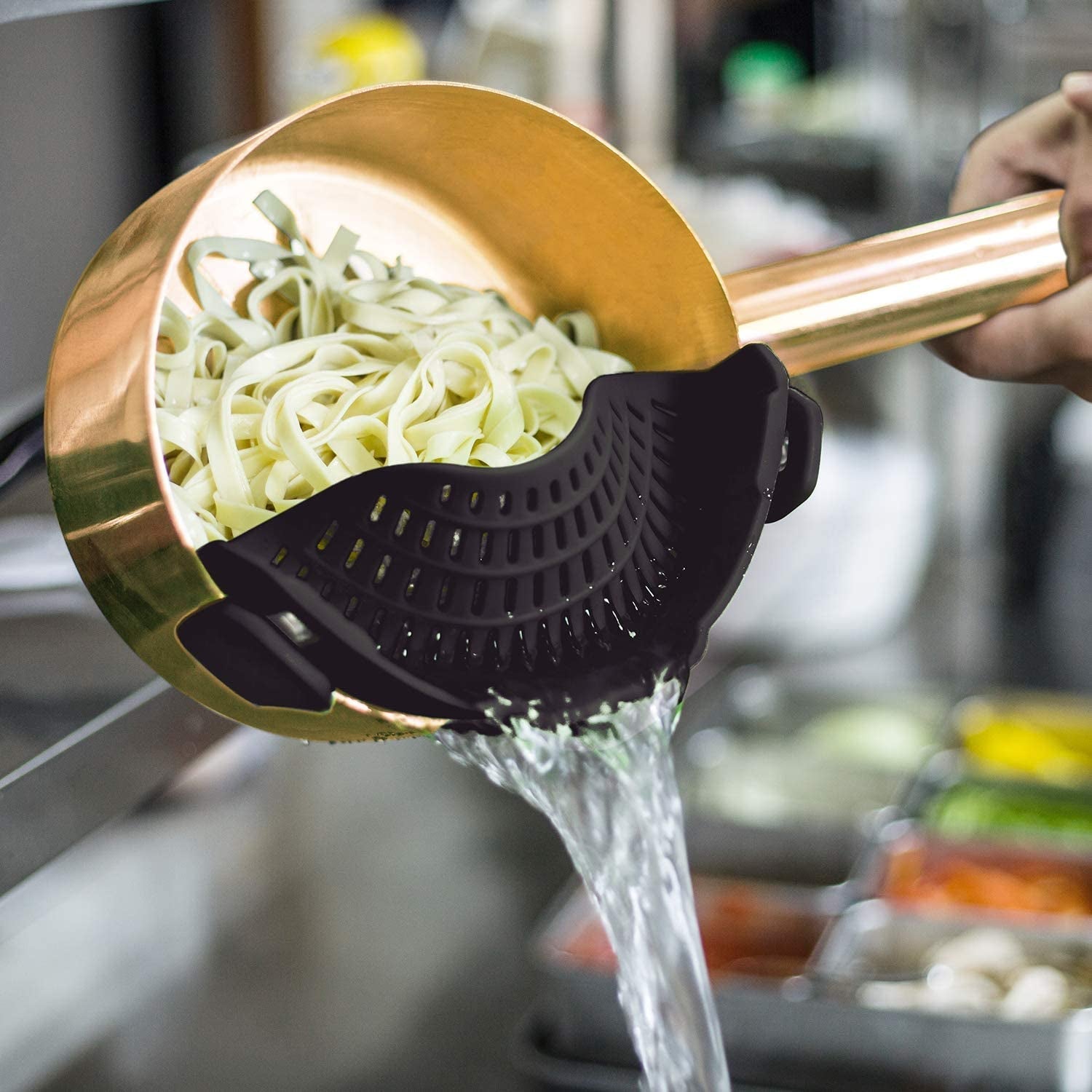 clip-on-strainer-silicone-for-all-pots-standard-8-86-x-3-55in-black-food-grade-bpa-free-fits-pots-pans-bowls-dishwasher-safe-for-pasta-noodles-vegetable-fruits-space-saving-kitchen-gadget