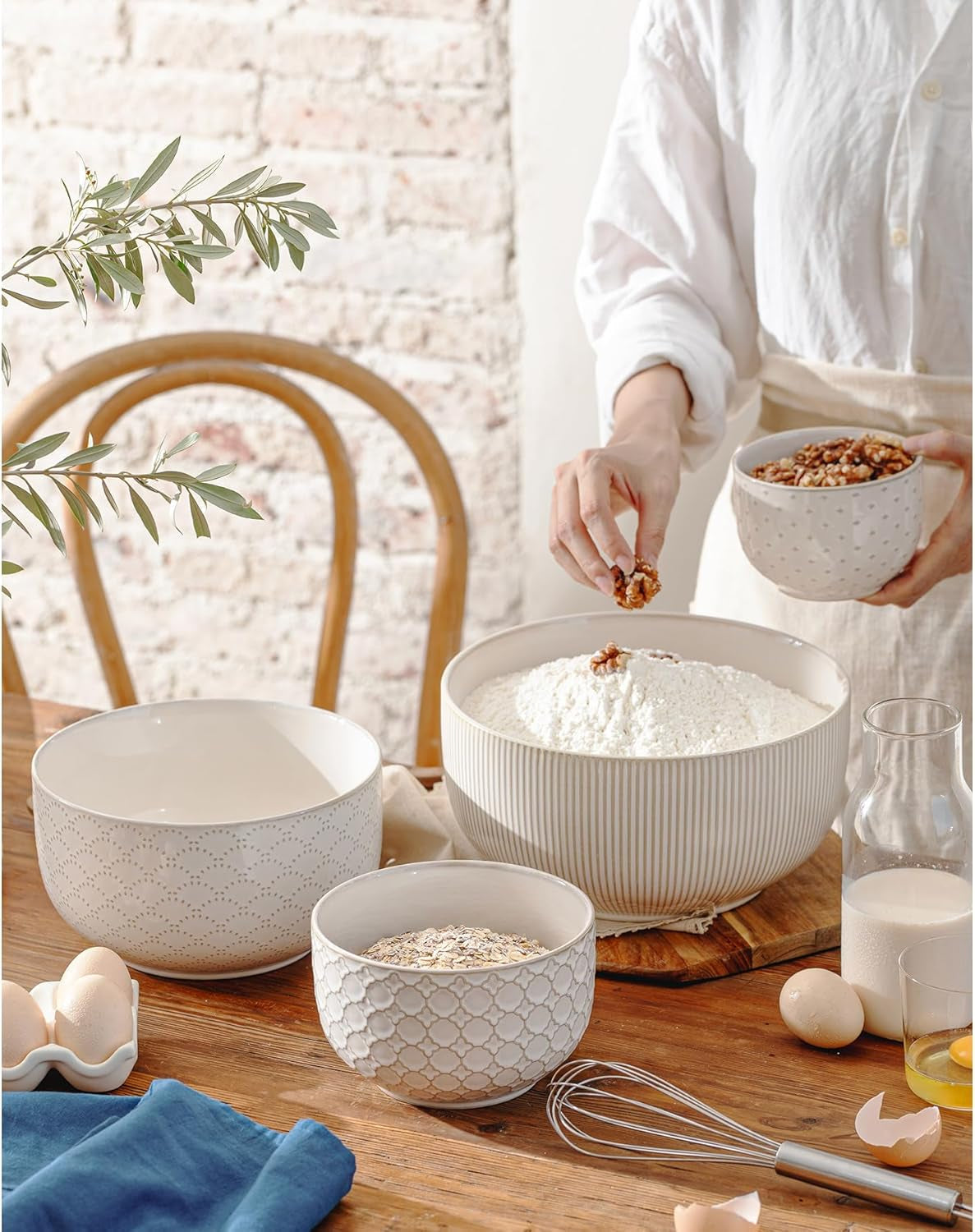 mikiegy-ceramic-mixing-bowls-set-of-4-nesting-ceramic-embossment-stoneware-mixing-bowls-for-cooking-serving-popcorn-salad-etc-microwave-dishwasher-safe-20-44-98-145-oz-off-white