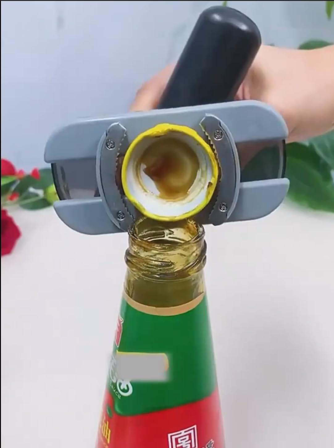 1pc-adjustable-jar-and-bottle-opener-smoothly-adjustable-design-comfortable-easy-grip-handle-multifunctional-for-various-containers-reliable-manual-can-opener-for-hassle-free-effortless-access