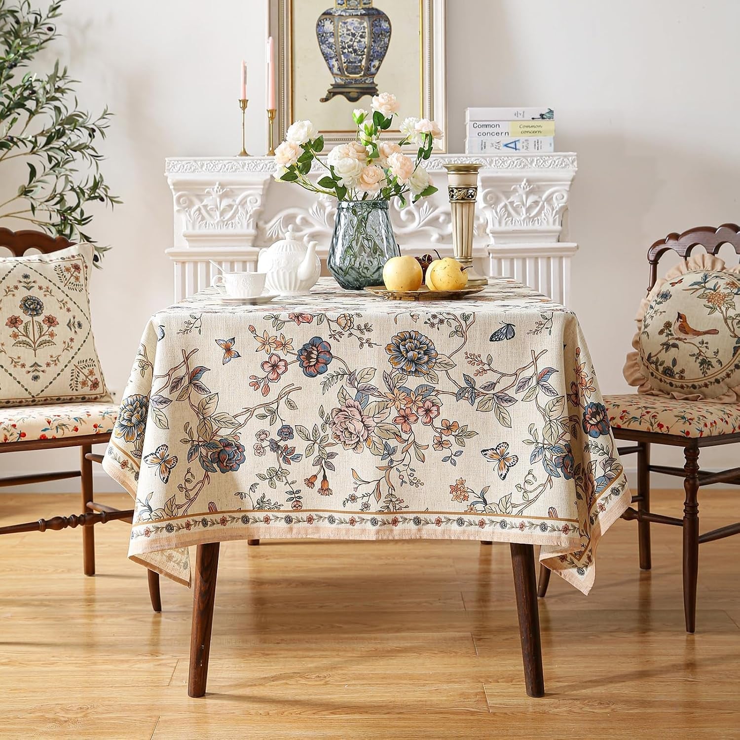 designer-french-linen-square-tablecloth-55x55-cornucopia