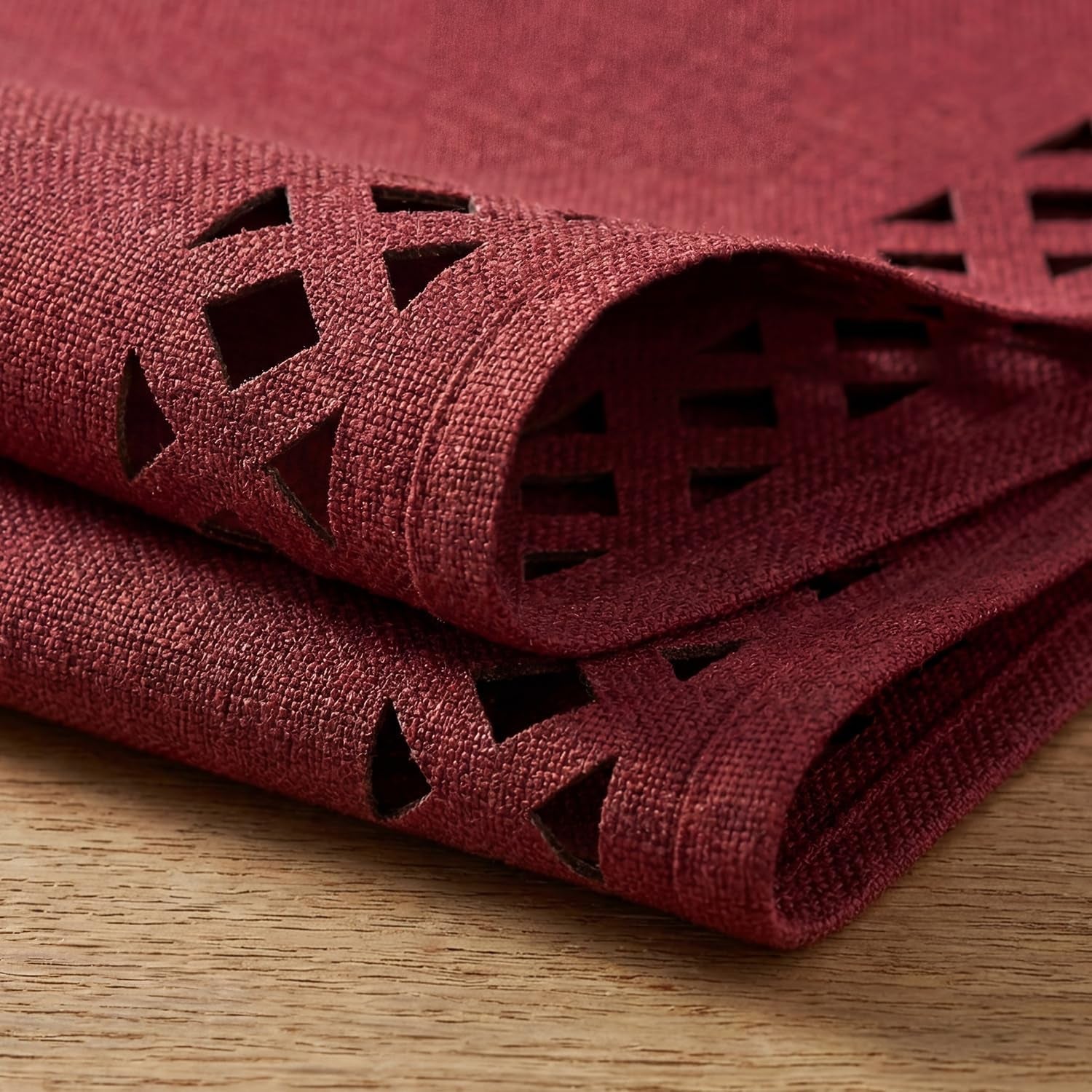 farmhouse-placemats-set-of-4-linen-textured-lattice-cutwork-place-mats-for-kitchen-dining-table-decor-and-outdoor-party-12-x-18-inchs-red