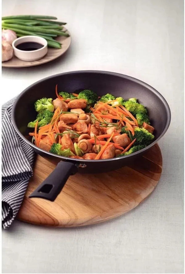 Generic Nonstick Wok Pan with Lid, 11 Inch, Starflon Max, PFOA Free, Tempered Glass, Heat Resistant Handle, Dishwasher Safe, Gas Stove2