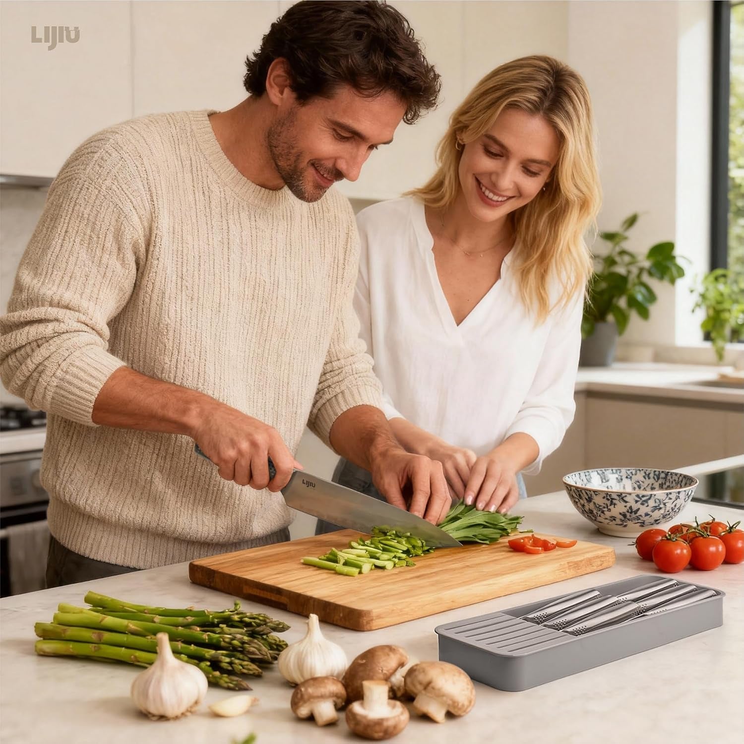 kitchen-knife-set-7-pcs-horizontally-knives-case-crafted-from-high-carbon-5cr15mov-stainless-steel-and-food-grade-polypropylene-7
