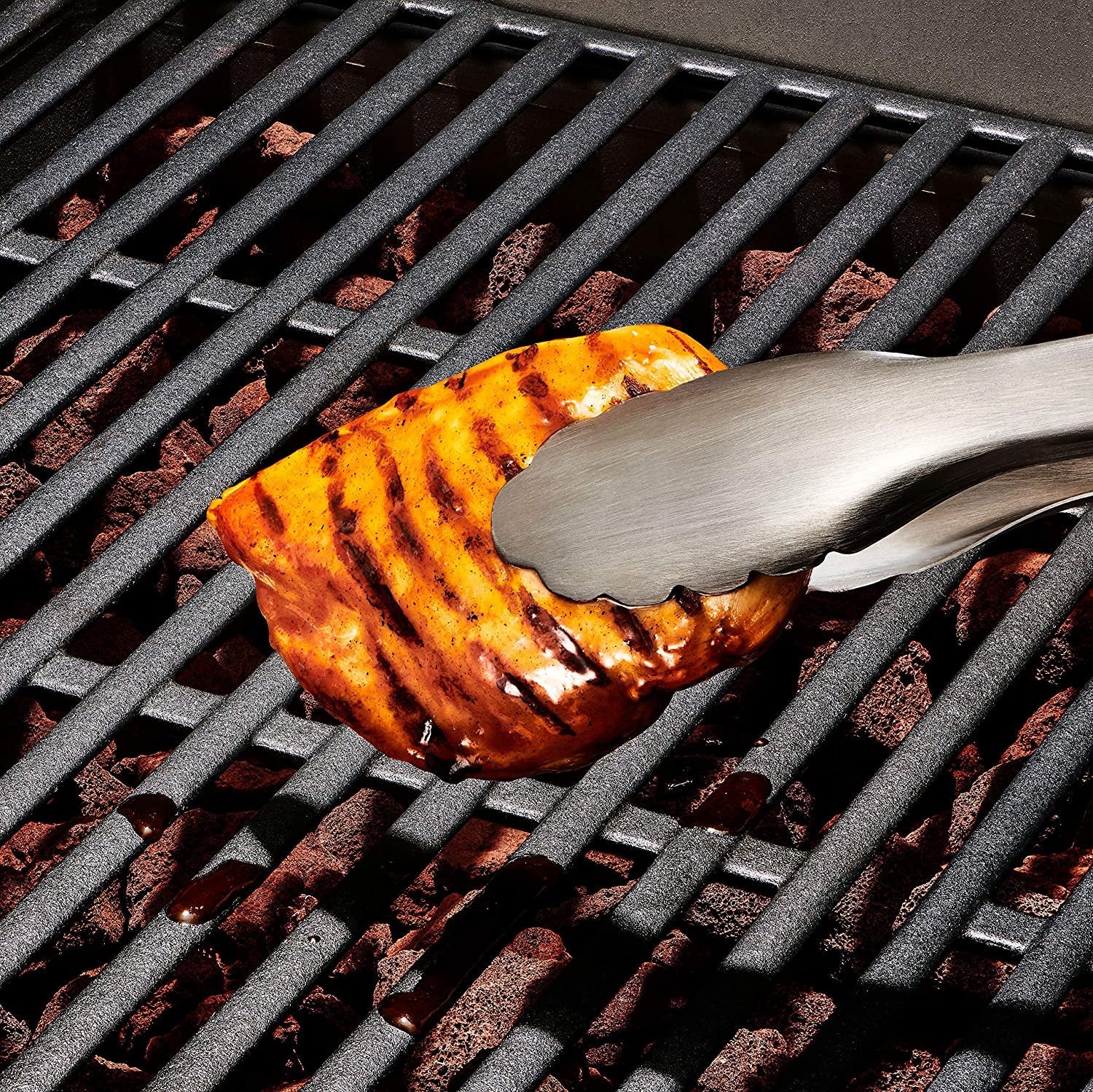 oxo-outdoor-grilling-turner-and-tongs-set-grilling-spatula-and-tongs-beveled-head-slides-under-food-non-slip-grip-hanging-ring-ideal-for-grilling-bbq
