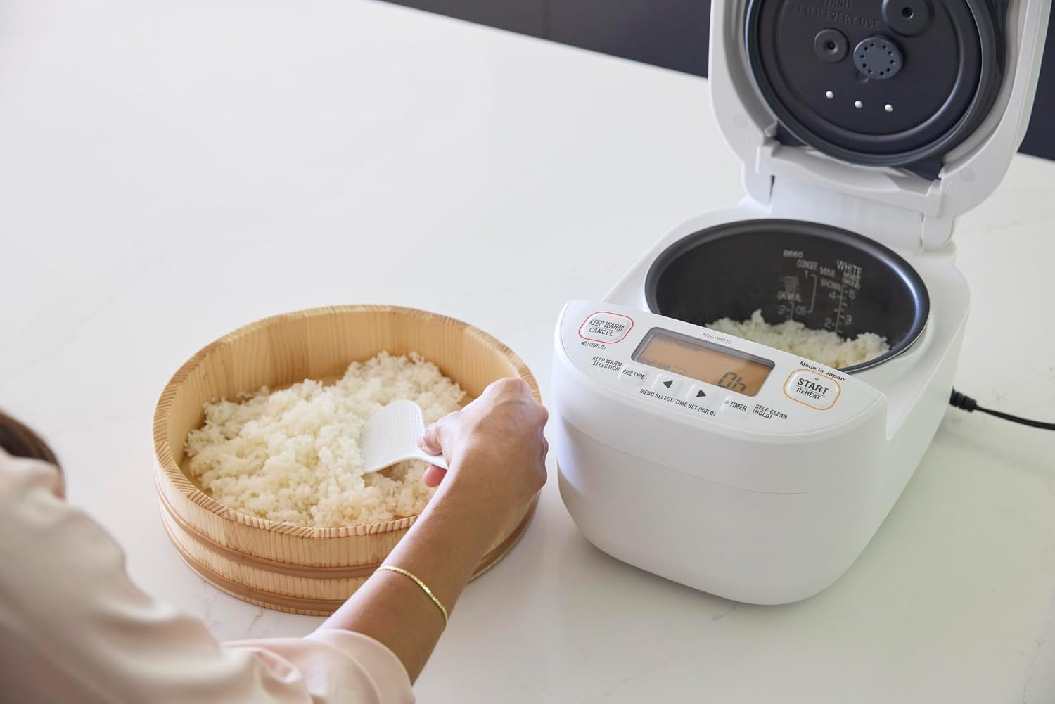 zojirushi-nw-ync18wa-induction-rice-cooker-and-warmer10-cup-white