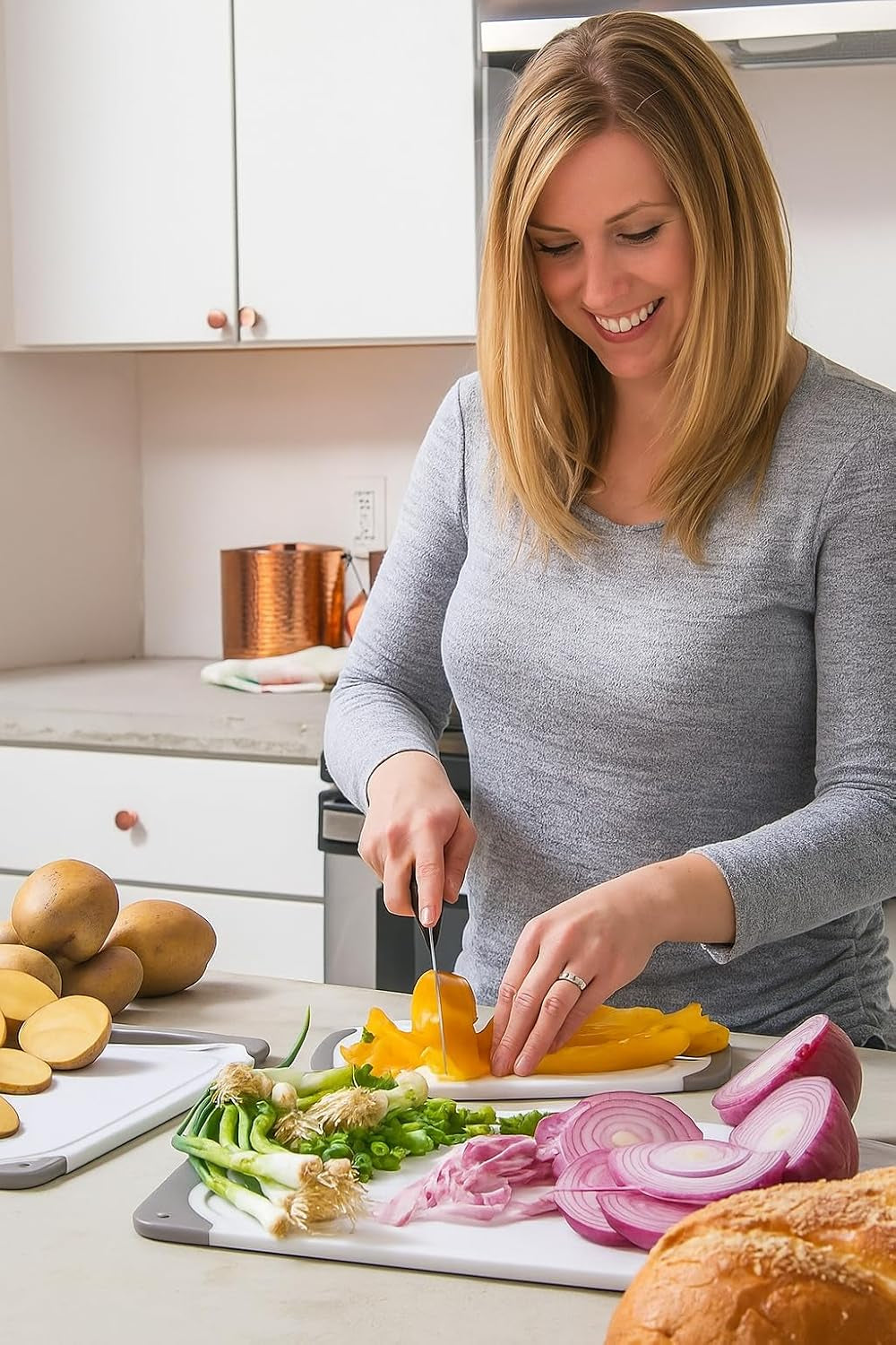 cutting-boards-for-kitchen-bpa-free-chopping-board-different-sizes-non-slip-handles-reversible-large-cutting-board-set-unique-gifts-for-cooks-who-have-everything-3-pack-gray