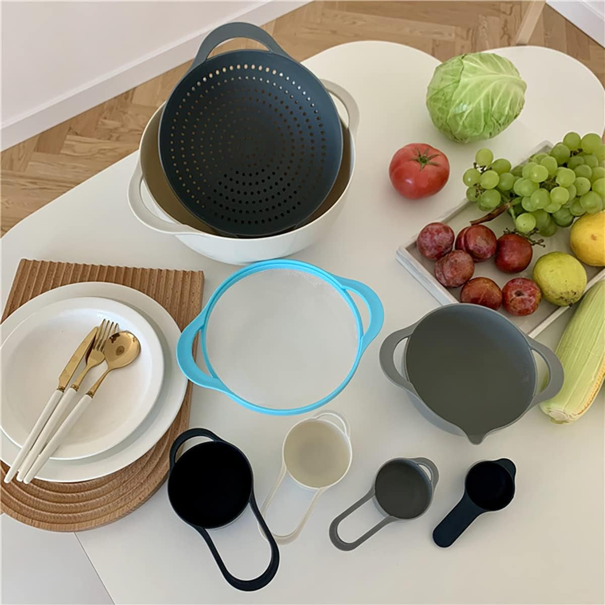 plastic-nesting-bowls-set-8-pieces