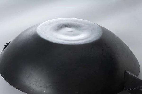 Black13 Flat Pre-Seasoned Hammered Carbon Steel Wok with Wooden and Steel Helper Handle (13 Inch, Flat Bottom)4