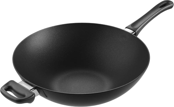 Classic 12.5" Wok1