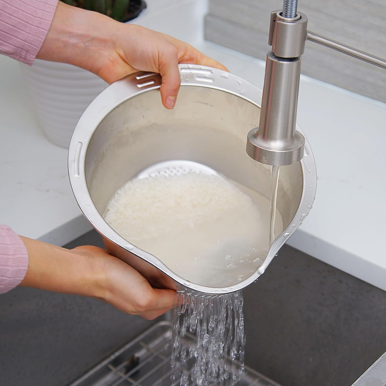 joyce-chen-stainless-steel-rice-strainer-bowl-rice-washer-colander