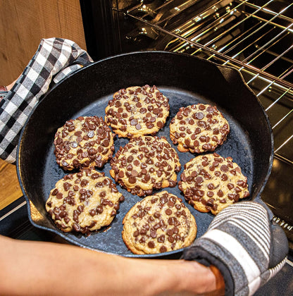 7439 16-In Cast Iron Double-Handled Skillet W/Pour Spouts Features Large Loop Handles Perfect for Breakfast Roast Pan Frying Sautéing and Baking4