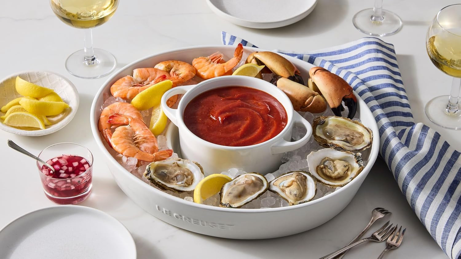 le-creuset-stoneware-mini-round-cocotte-24-oz-oyster