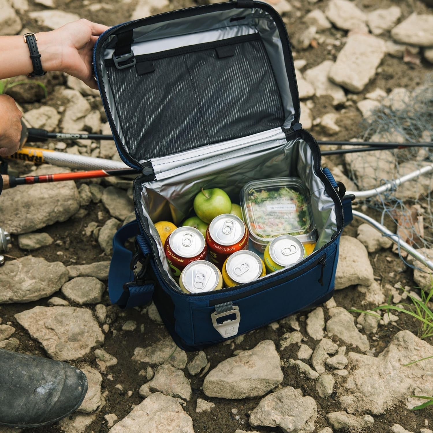everyday-cooler-soft-sided-portable-insulated-cooling-for-lunch-beach-drink-beverage-travel-camping-picnic-for-men-and-women-insulated-bag-for-ice-lunch-beach-drinks-travel-camping-picnic-car-and-hiking