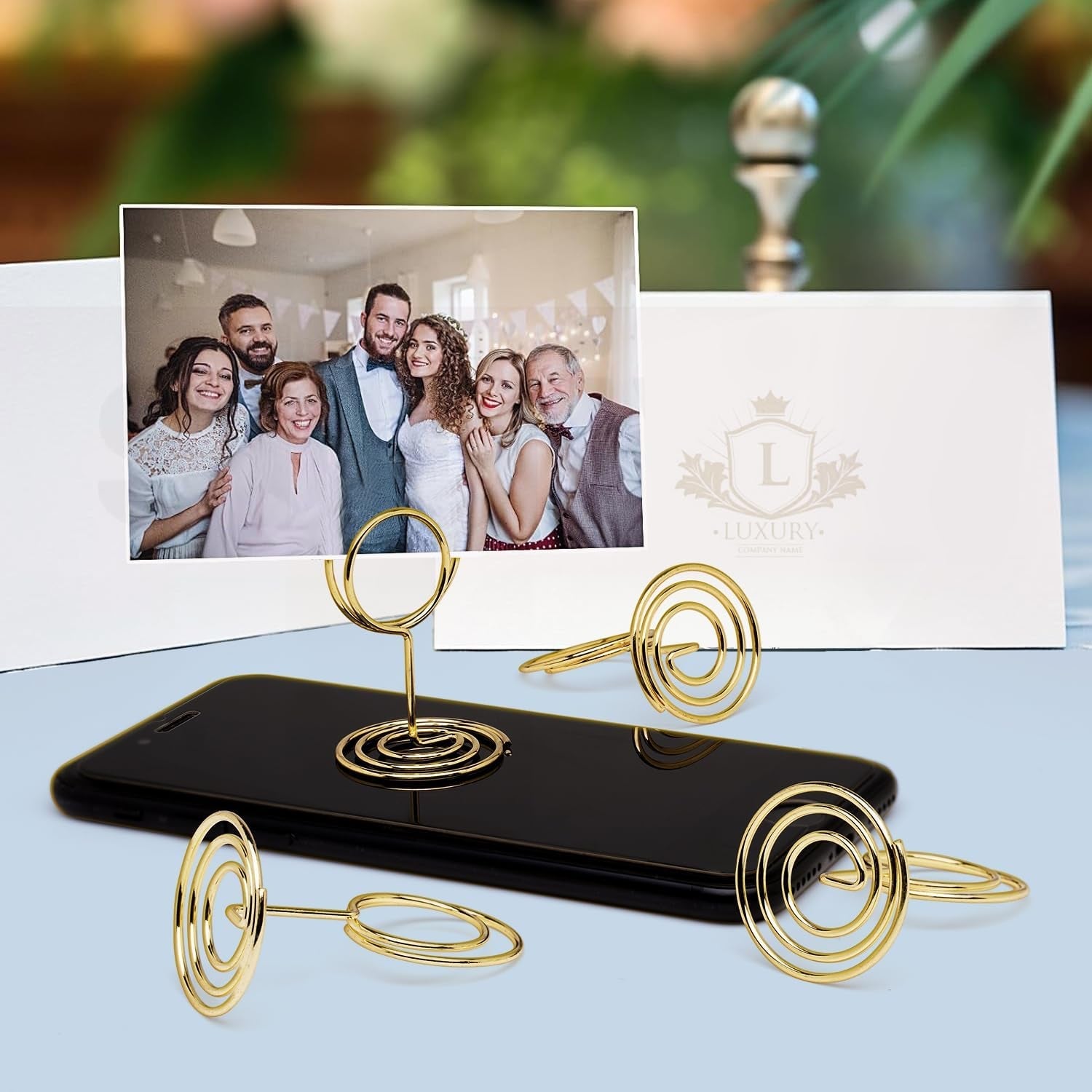 30pcs-gold-table-number-holders-place-card-holder-small-photo-stand-cards-stand-name-menu-clips-table-sign-holders-for-wedding-anniversary-birthday-party