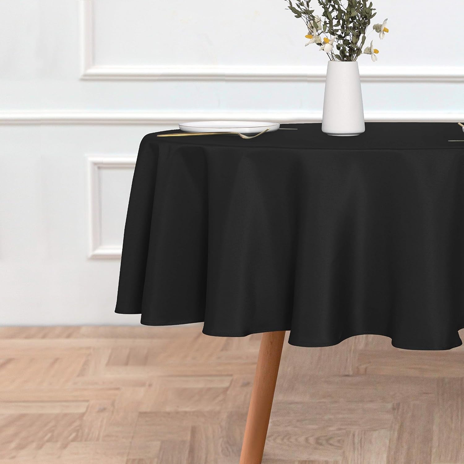 round-tablecloth-70-inch-fits-20-58-inch-tables-black