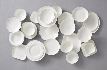Studio 1414 Coupe Bone China 16-Piece Dinnerware Set for 46