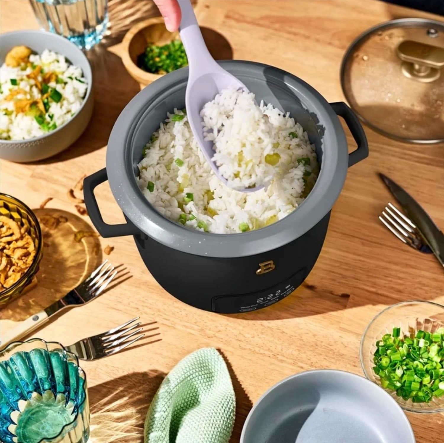 rice-and-grain-cooker-holds-up-to-6-cup-cooked-3-cup-uncooked-digital-electric-cooker-with-glass-lid-by-drew-barrymore-black