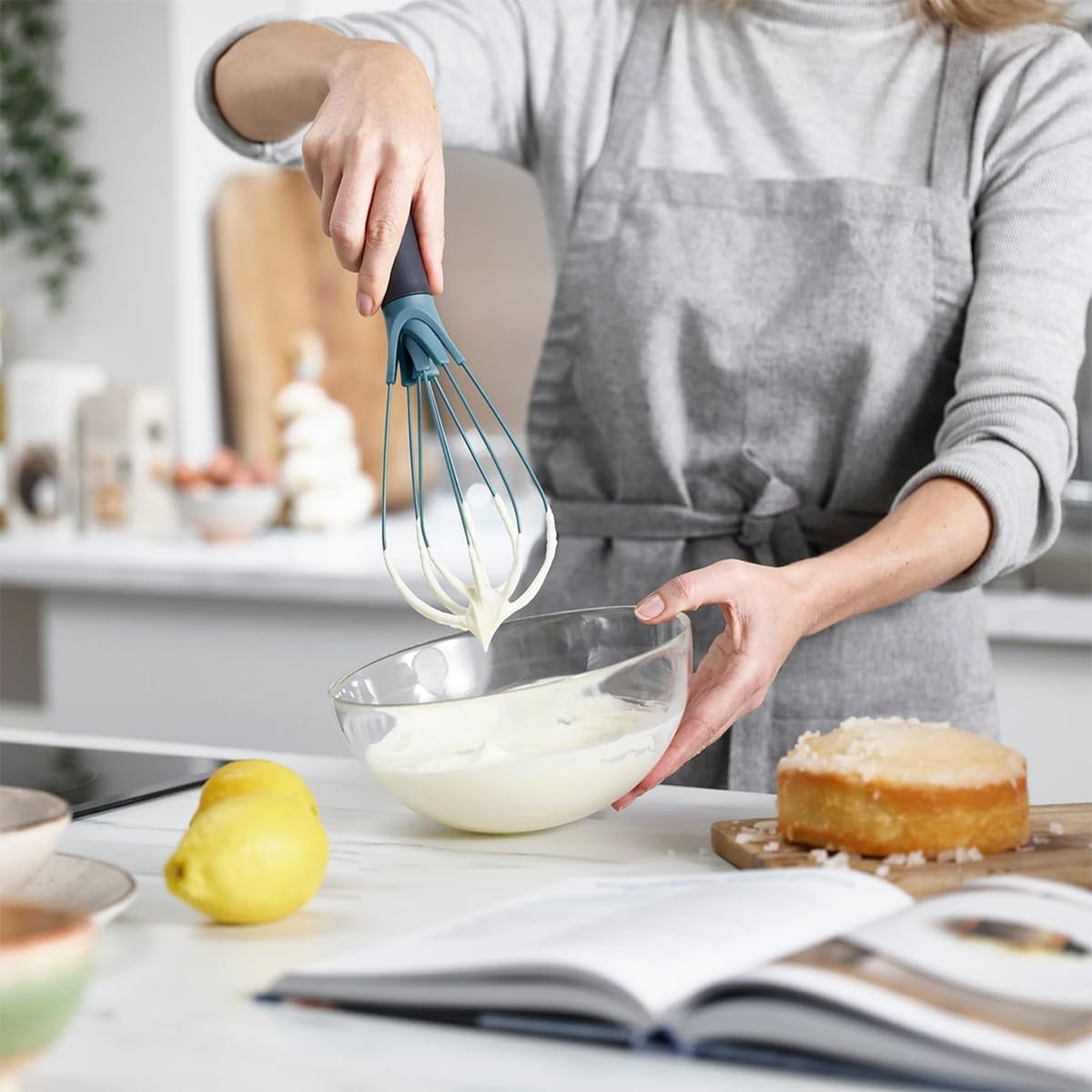 joseph-joseph-twist-whisk-2-in-1-collapsible-flat-balloon-whisk