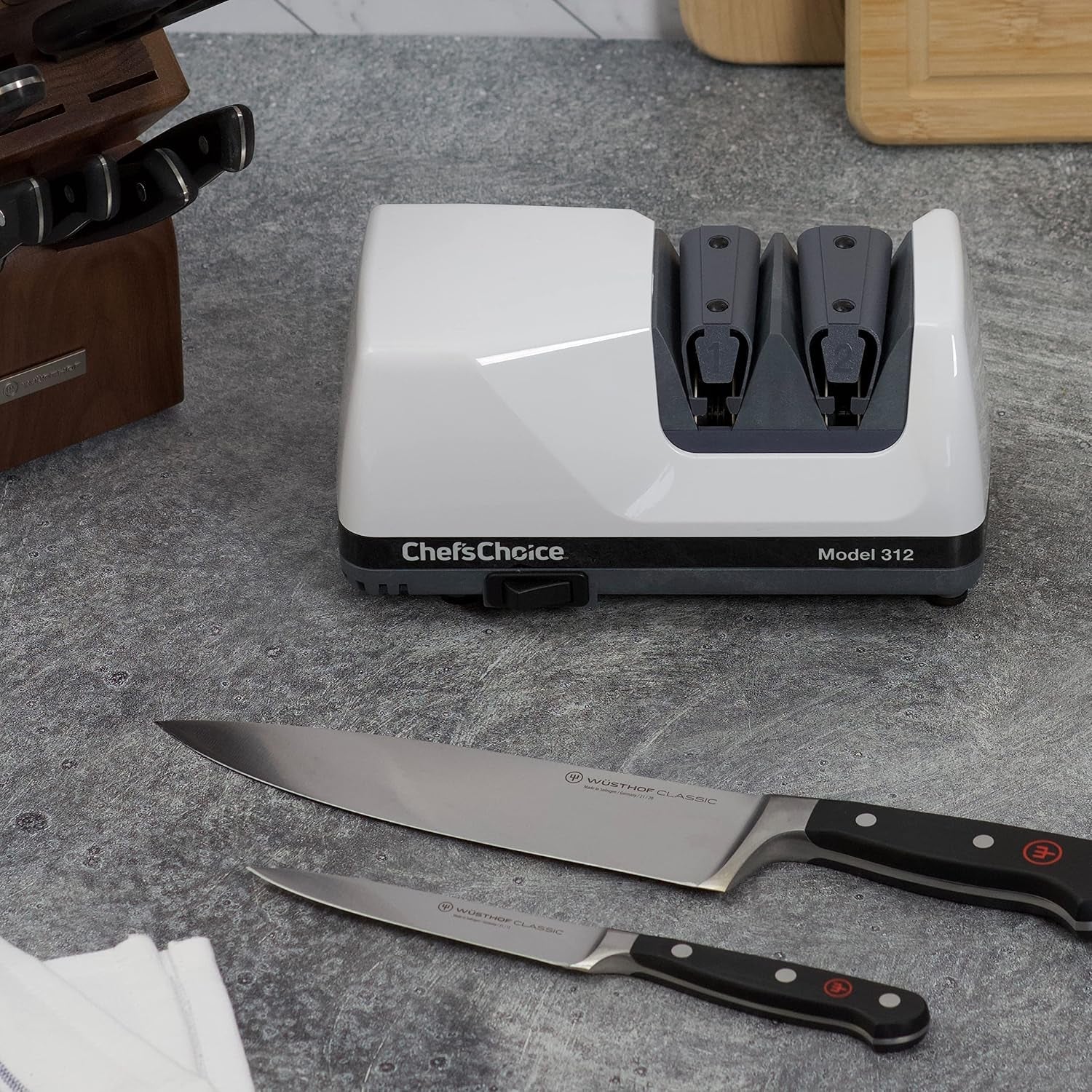 chefschoice-professional-electric-knife-sharpeners-ultrahone-with-100-percent-diamond-abrasives-and-precision-angle-guides-for-20-degree-straight-edge-and-serrated-knives-2-stage-white
