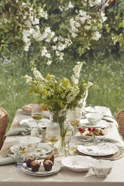 Butterfly Meadow Herbs Porcelain 12-Piece Dinnerware Set for 48