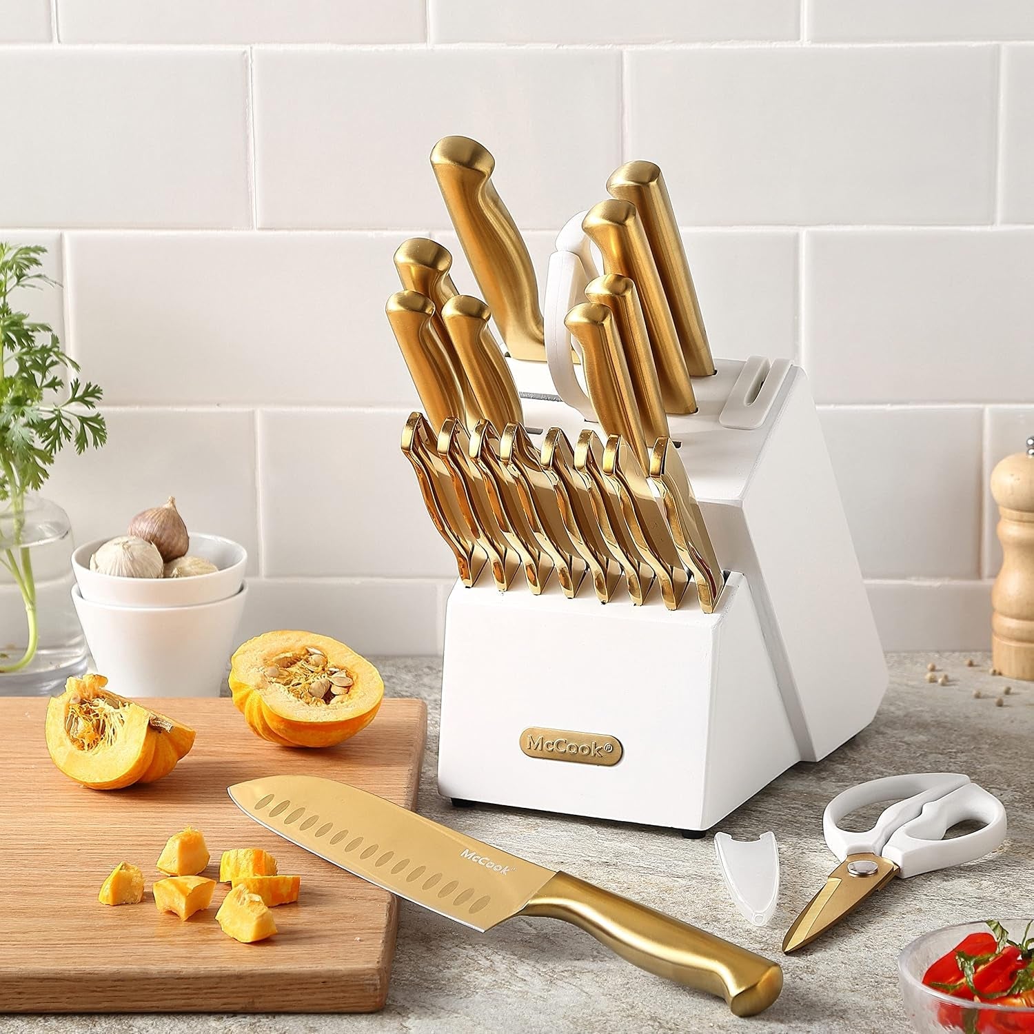 ®-kitchen-knife-sets-golden-titanium-stainless-steel-knives-block-set-with-built-in-sharpener-20-piece-knives-restaurant-grade-sharp-elegant-gold-stylish-wooden-block-for-modern-culinary-german-forged-stainless-steel-20-pc-razor-sharp-anti-rust-ergonomic-handles-full-tang-elegant-gold-gift-box