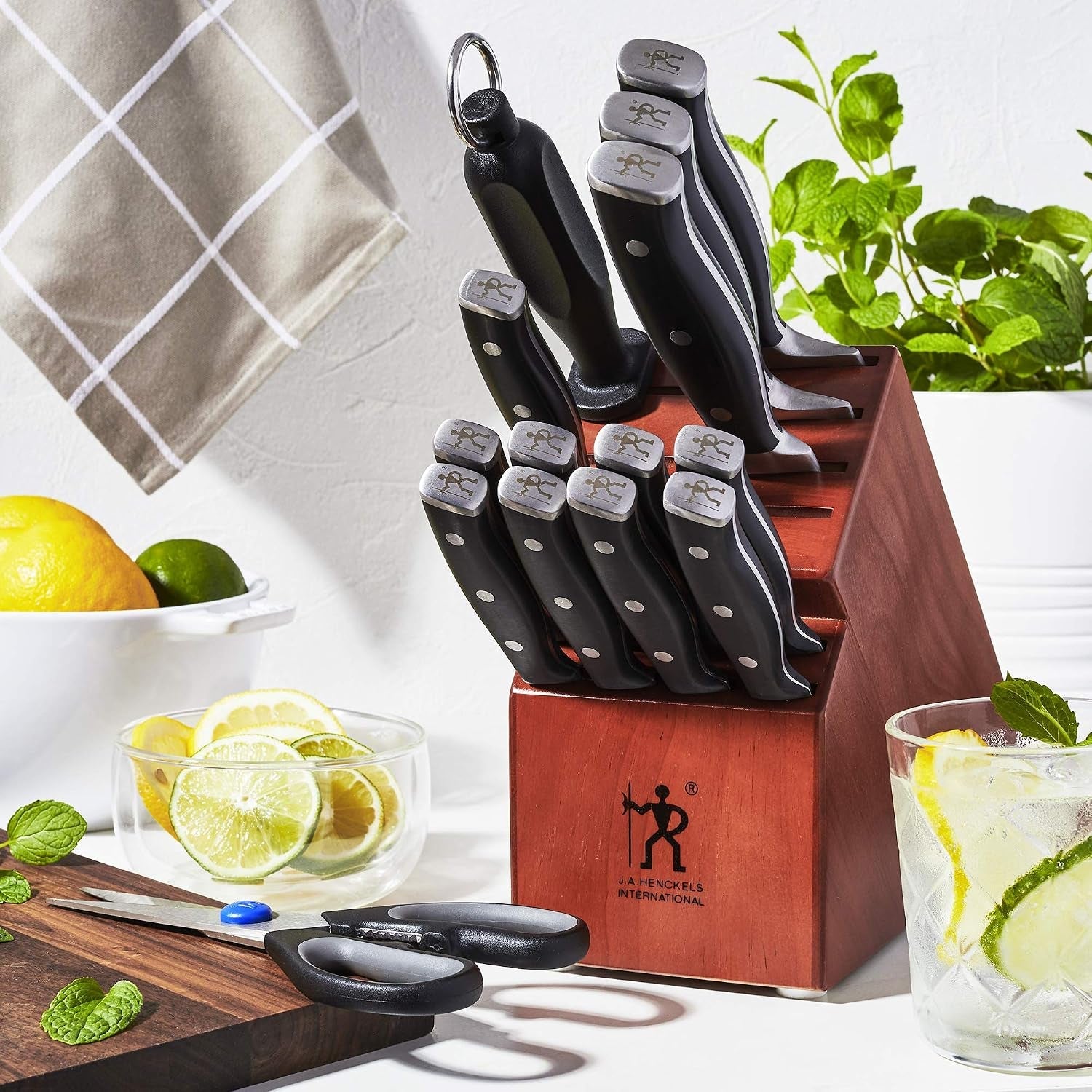 henckels-forged-accent-15-pc-knife-block-set